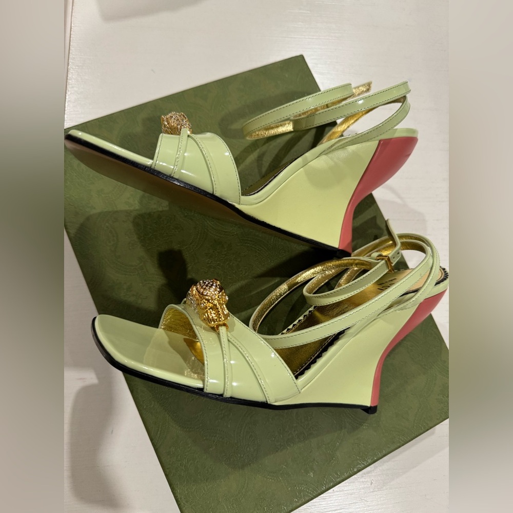 Gucci Leather heels pistachio green. - Picture 11 of 15